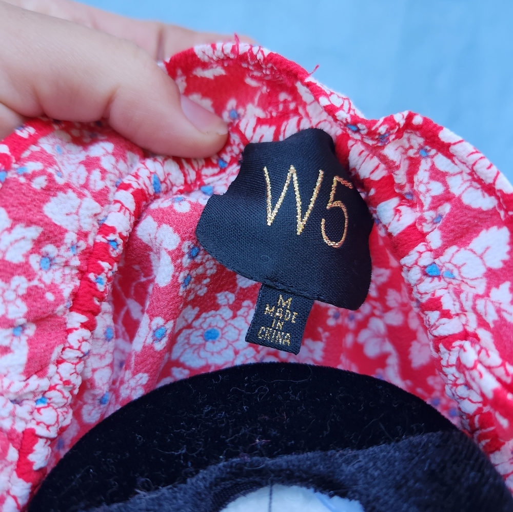W5 WATERCOLOR FLORAL RUFFLE SLEEVE TOP SIZE MED - Picture 6 of 7